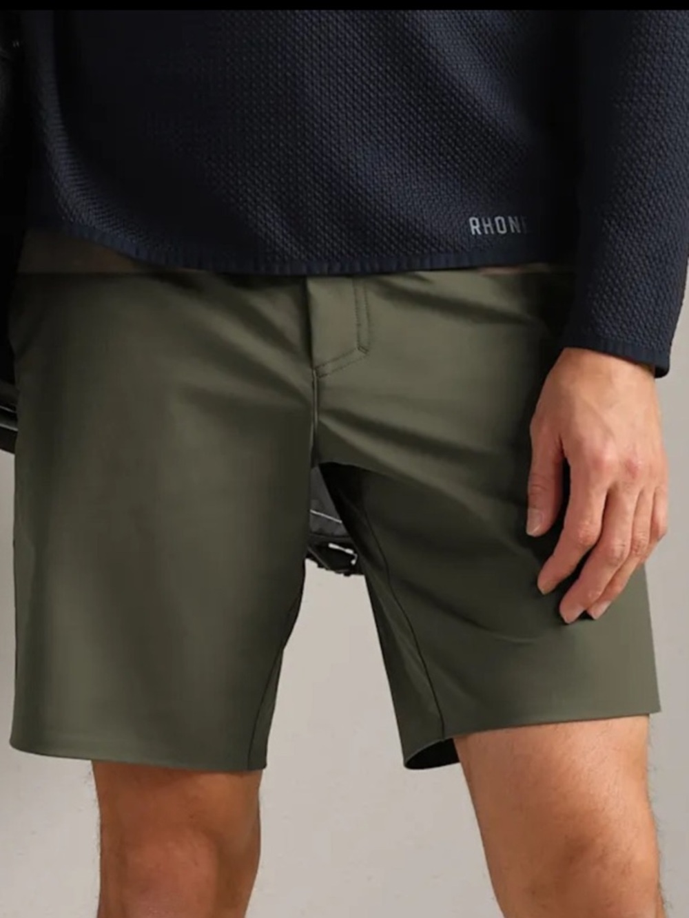 Rhone  9” Commuter Short In Olive Green Men Size 33